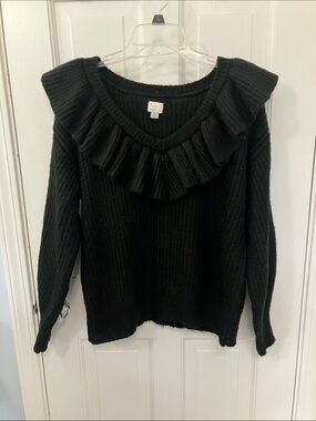 A new day Black Ruffle peplum V-Neck knit Sweater size large Target chunky